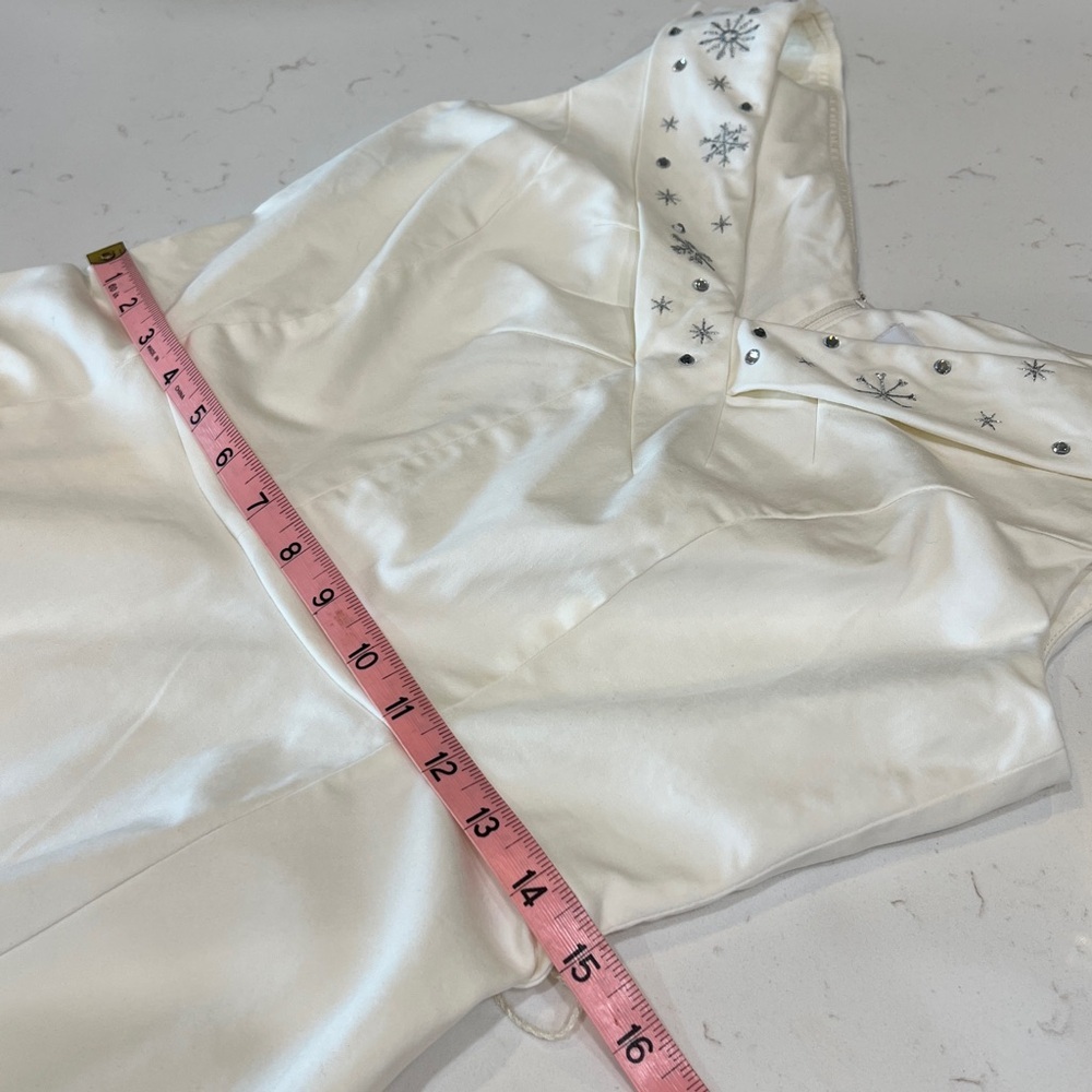 Disney Dress Shop Castle Holiday Dress Snowflake Sparkle Medium - Picture 12 of 13